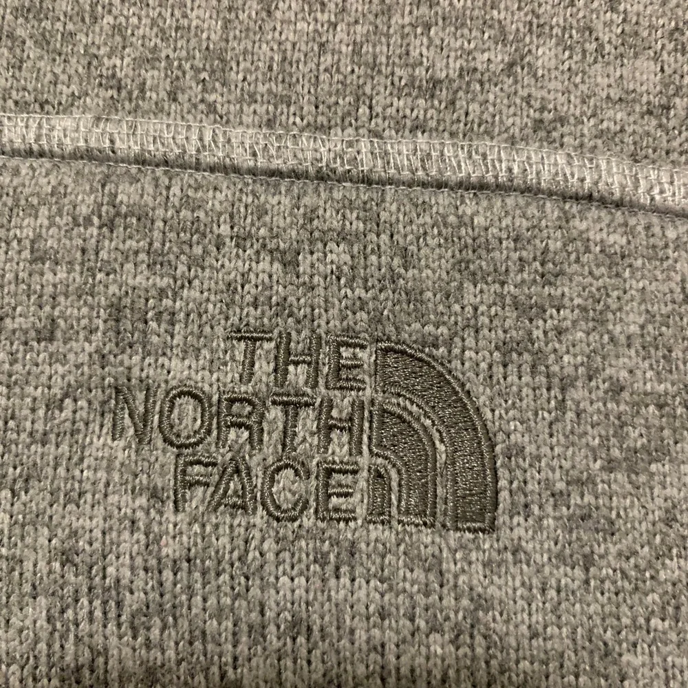 The North Face Gordon Lyons 1/4 Zip Fleece Pullover Mens XL Sweater Knit Gray